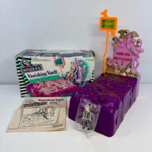 1990 Kenner Beetlejuice Vanishing Vault Playset