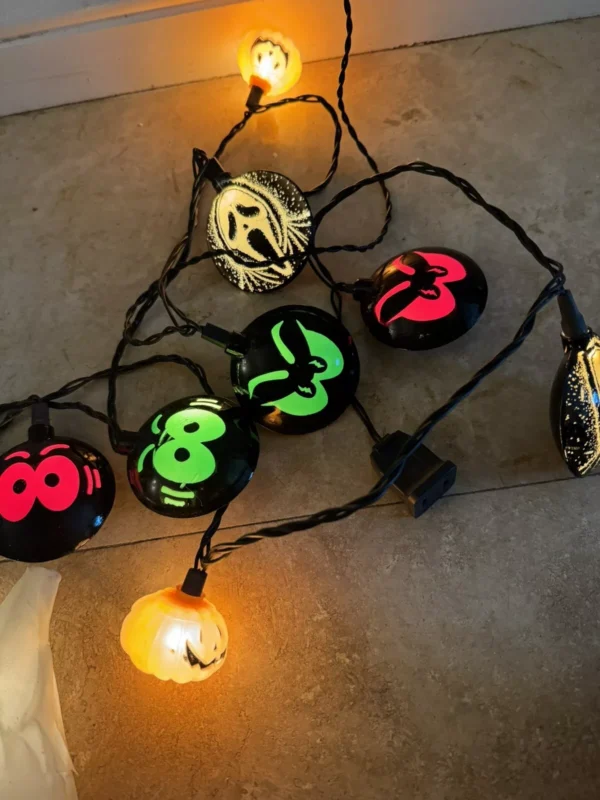 Vintage Ghost Face Halloween String Lights