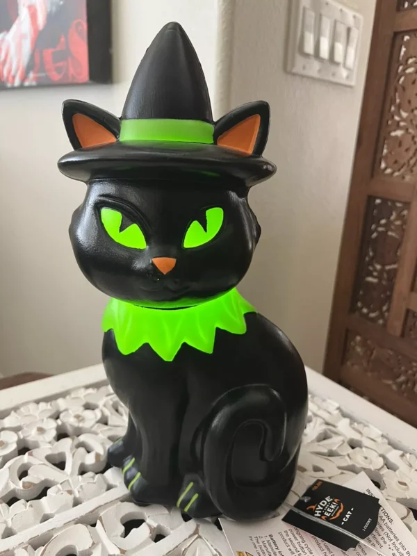 Vintage Style Halloween Black Cat Target