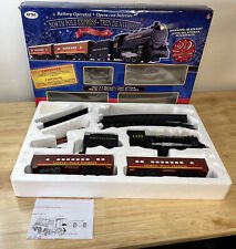 EZTEC North Pole Express Battery Operated Train Set 29 Pc Christmas