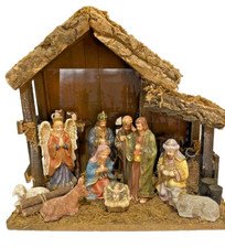 porcelain-nativity-set-with-stable