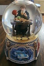harry-potter-musical-snow-globe