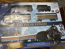 Lionel The Polar Express 20th Anniversary Train Set, Battery Operated, 28 Pieces
