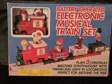 Vintage Christmas Electronic Musical Santa Train Set Battery Operated 1985