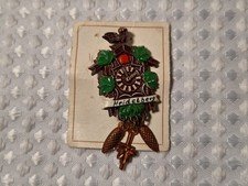 Vintage Heidelberg Germany Souvenir Cuckoo Clock Pin Pinback
