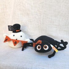 Candy Corn Lane Halloween Decorations Knit Spider and Ghost Styffed Toys New