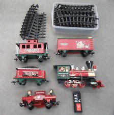North Pole Express Eztec Christmas Train Set Lot Of 25 Pieces *