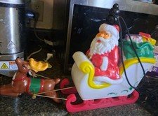 Tekky Toys Vintage Blow Mold Santa’s Flying Sleigh ‘05