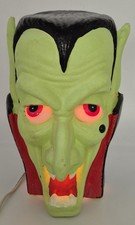 Vintage Halloween Trendmasters Foam Blow Mold Light Up Vampire Dracula 1993