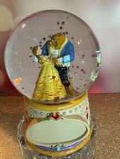 Rare Disney Showcase “Moonlight Waltz” Beauty and the Beast Snow Globe – Things