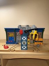 SODOR STEAMWORKS ! THOMAS FRIENDS WOODEN RAILWAY TRAIN COMPLETE Set !