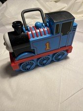 Thomas the Train Engine Carrying Case with 17 Magnetic Cars/Trains