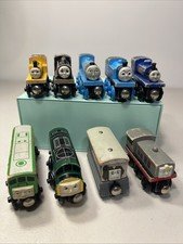 Thomas The Train & Friends Magnetic Wooden Railway Train Car Lot of 9 D261 D5702