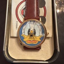 VTG DISNEY DONALD DUCK & HONEY BEE - WRIST WATCH WITH TIN - NEW - NEVER WORN