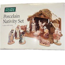 11 PIECE PORCELAIN NATIVITY SET WITH WOODEN MANGER HAND PAINTED Christmas