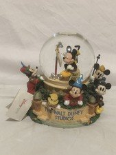 Disney Mickey Mouse Through The Years Musical Lighted Snow globe Vintage
