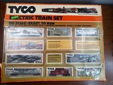 TYCO Electric Train Set HO Scale Santa Fe Heinz #7688 Plus Extras See Pics