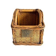 vintage-prada-milano-dal-1913