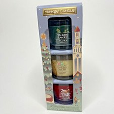 Yankee Candle Christmas Classics 3 Mini Scented Holiday Present Gift Set Decor