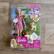 #10430 NRFB Mattel Doggy Daycare Barbie Doll.B1