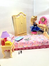 BARBIE Vtg 1996 Bedroom Furniture with Accessories Doll Mattel 29 Pieces