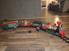 Eztec Happy Holiday Express 29 Pc Train Set Working Condition Open Box Complete
