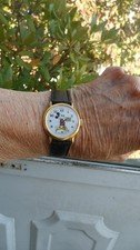 vintage-mickey-mouse-watch-swiss-made