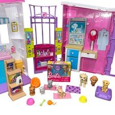 Barbie Pet Daycare Playset - 8 Pets , 21 Accesories & 1 New in Box Pet Set