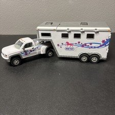 Breyer Stablemate Horse Crazy Purple Truck and Trailer Set