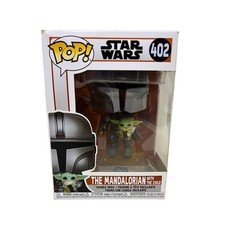 Funko Pop! Vinyl: Star Wars - The Mandalorian with the Child #402