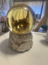 Harry Potter Hogwarts Express Snow Globe Music Box Hedwig's Theme Warner Bros