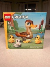 Lego Creator 40885 Duck Family GWP (262 Pieces)