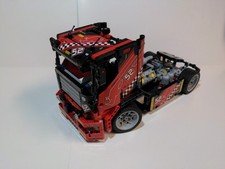 LEGO TECHNIC: Race Truck (8041)