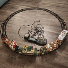 New Bright Holiday Express Animated Christmas Train Set 380 Works - SEE VIDEO