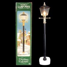 VICTORIAN CHRISTMAS LAMP POST / SANTA'S BEST / ANIMATED DISPLAY FIGURE PROP