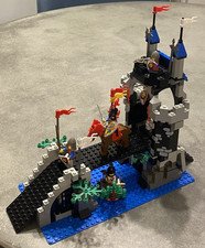 Vintage LEGO Castle: Royal Drawbridge (6078) complete with instructions