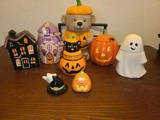 8 Piece Halloween Cookie Jar Collection