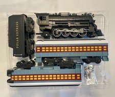 Brand New Lionel Battery-Operated The Polar Express Toy Train Set with Bluetooth
