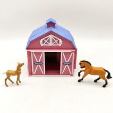 Breyer Stablemates Pocket Barn Pink Roof Foldable Sliding Doors Stable 2 Horses
