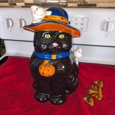 Casafield Rare Ceramic Halloween Black Cat Cookie Jar By David and Harry