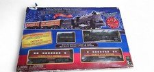 EZTEC North Pole Express 29 Piece Christmas Train Set. Complete.