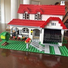 LEGO Creator 3 in 1 Red Roof House #4956