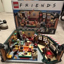 LEGO Ideas FRIENDS Central Perk 21319 Complete Set 1070 Pieces with Box