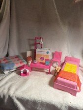 Lot of 14 Miscellaneous Barbie Furniture And Accessories
