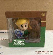 The Legend Of Zelda: Links Awakening - VINYL FIGURE - New - RARE - Culturefly
