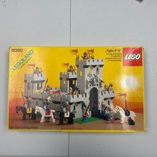 Vtg 1984 LEGO 6080 King's Castle 100% Complete w/ Box & Instructions