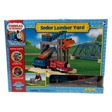 2006 Thomas & Friends Trackmaster Sodor Lumber Yard Motorized Engine Set