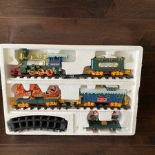 christmas-train-set-musical