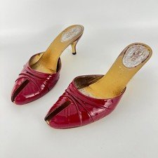 Gucci | Auth Vintage Red Patent Leather Split Toe Gold Kitten Slide Mule (37.5)