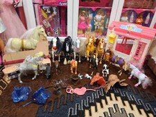 LARGE BARBIE HORSE LOT! FULL CONTAINER HORSES, TRAILER, MORE!